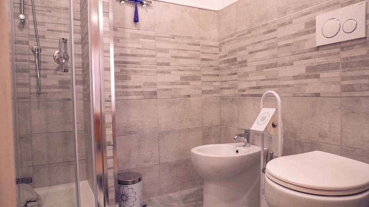 Pm 12 Via Achille Grandi Guest House Алгеро Екстериор снимка