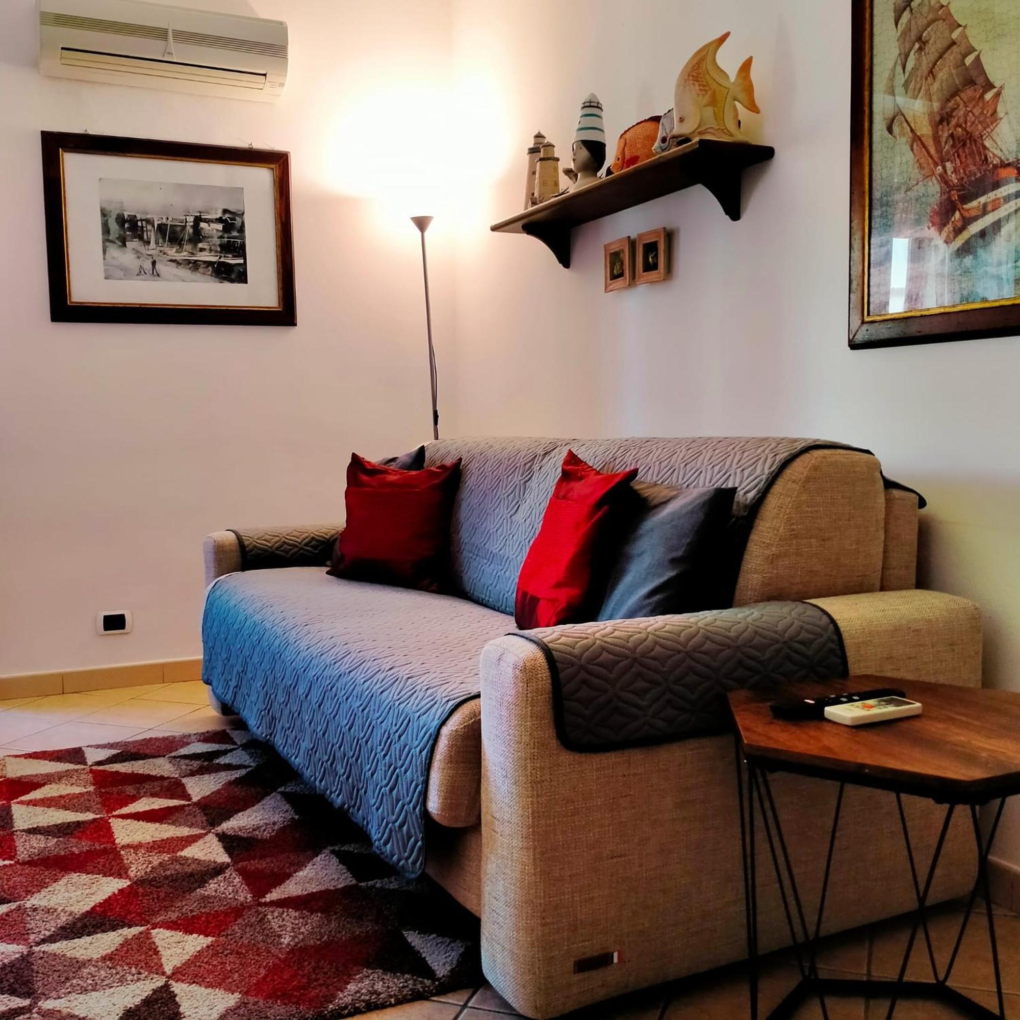 Pm 12 Via Achille Grandi Guest House Алгеро Екстериор снимка